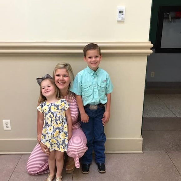 Meet your Posher, Brittany - Picture 1 of 1